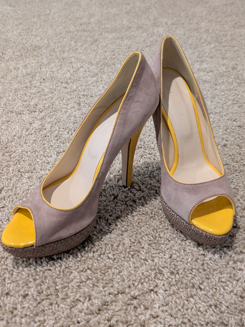 Women's Peep-Toe Heels with Yellow Accents - Le Chateau